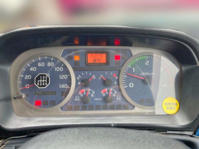 日野レンジャーダンプ増トン（6t・8t）[写真34]