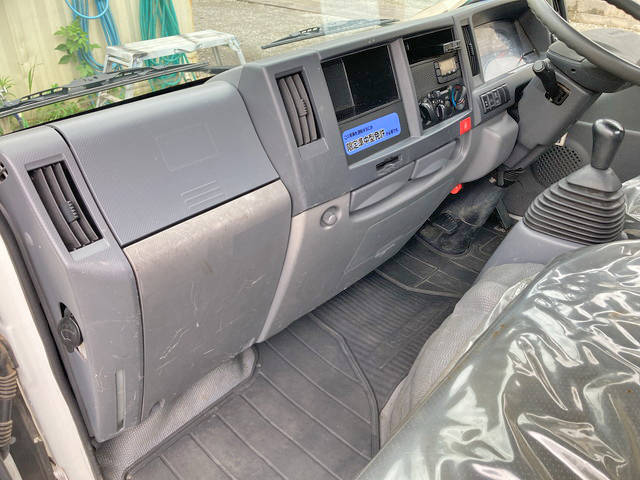 いすゞエルフ平ボディ小型（2t・3t）[写真30]