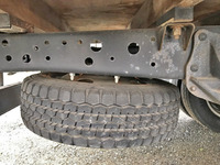 いすゞエルフ平ボディ小型（2t・3t）[写真17]