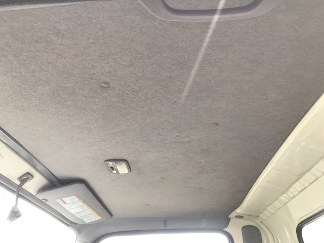 いすゞエルフ平ボディ小型（2t・3t）[写真28]