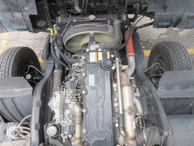 三菱ふそうファイターアルミウイング中型（4t）[写真22]