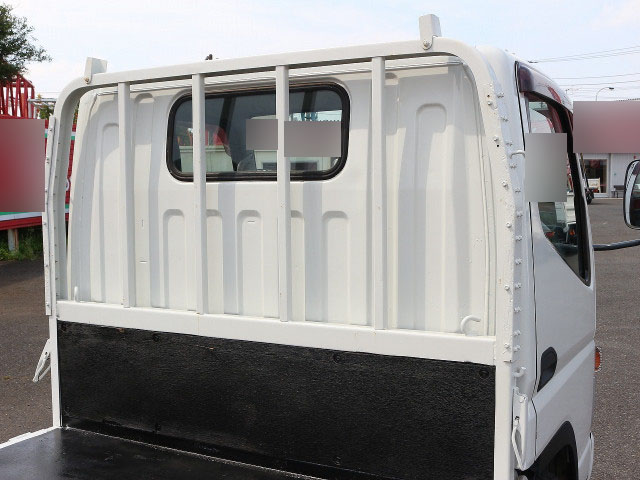 三菱ふそうキャンターガッツ平ボディ小型（2t・3t）[写真11]