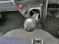 三菱ふそうキャンターガッツ平ボディ小型（2t・3t）[写真29]