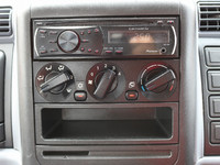 三菱ふそうキャンターガッツ平ボディ小型（2t・3t）[写真34]