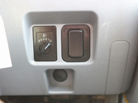 三菱ふそうキャンターガッツ平ボディ小型（2t・3t）[写真36]