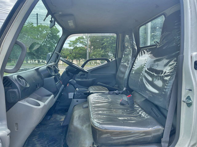 日野デュトロ平ボディ小型（2t・3t）[写真20]