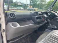 日野デュトロ平ボディ小型（2t・3t）[写真22]