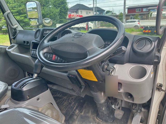 日野デュトロ平ボディ小型（2t・3t）[写真23]