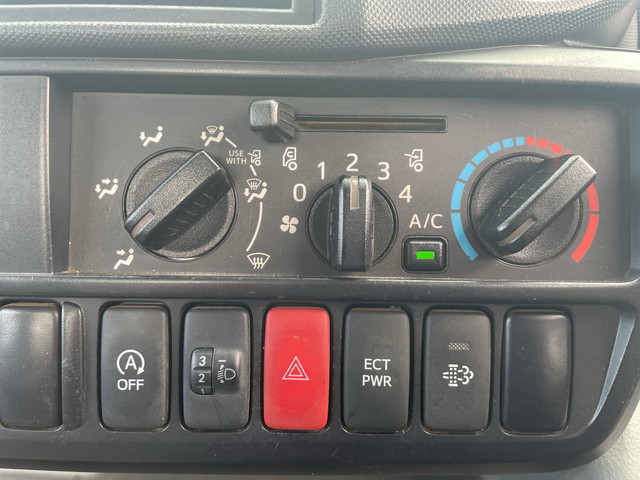 日野デュトロ平ボディ小型（2t・3t）[写真30]