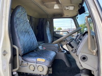 三菱ふそうファイターアルミウイング中型（4t）[写真24]