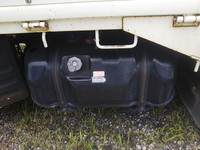 いすゞエルフ平ボディ小型（2t・3t）[写真11]