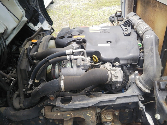 いすゞエルフ平ボディ小型（2t・3t）[写真15]