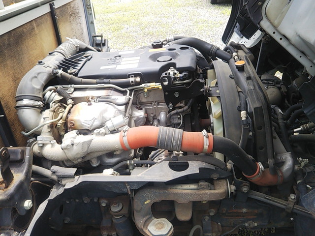 いすゞエルフ平ボディ小型（2t・3t）[写真16]