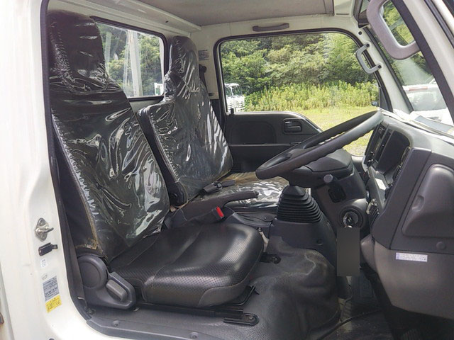 いすゞエルフ平ボディ小型（2t・3t）[写真20]