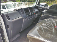 いすゞエルフ平ボディ小型（2t・3t）[写真21]