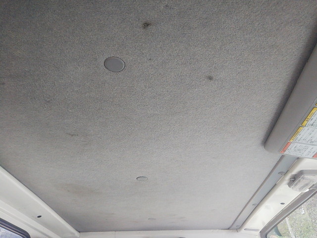 いすゞエルフ平ボディ小型（2t・3t）[写真23]