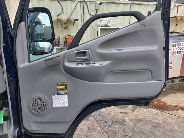 日野デュトロクレーン4段小型（2t・3t）[写真27]