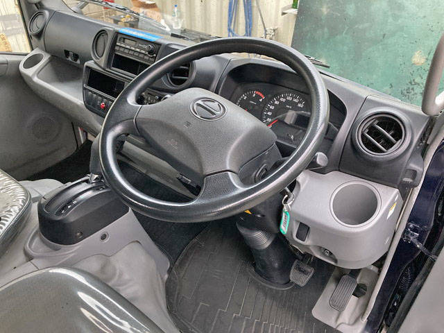 日野デュトロクレーン4段小型（2t・3t）[写真31]