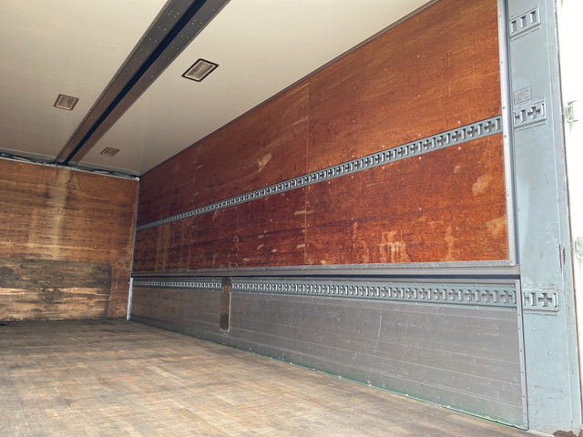 日野レンジャーアルミウイング増トン（6t・8t）[写真14]