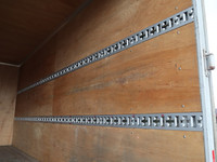 三菱ふそうキャンターアルミバン小型（2t・3t）[写真16]