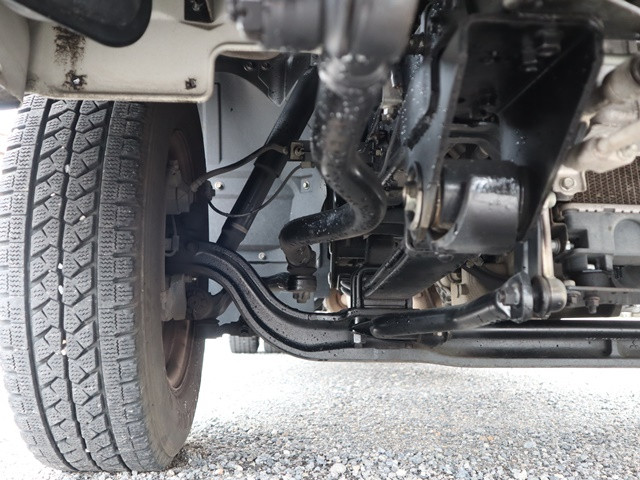 三菱ふそうキャンターアルミバン小型（2t・3t）[写真29]