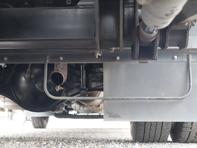 三菱ふそうキャンターアルミバン小型（2t・3t）[写真33]