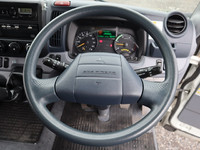 三菱ふそうキャンターアルミバン小型（2t・3t）[写真35]