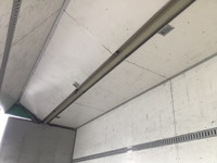 いすゞギガアルミウイング大型（10t）[写真10]