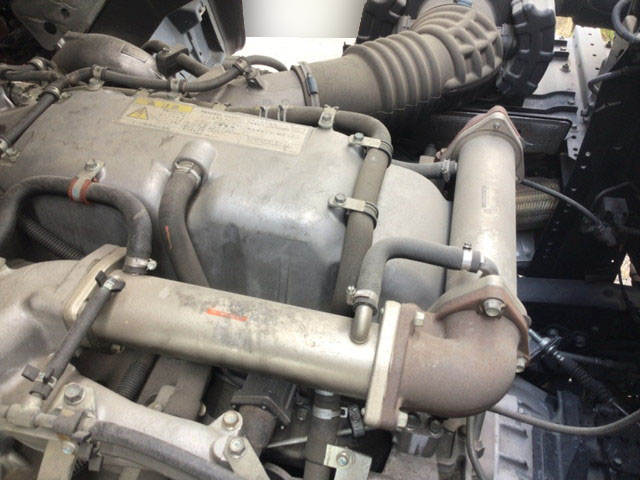 いすゞギガアルミウイング大型（10t）[写真20]