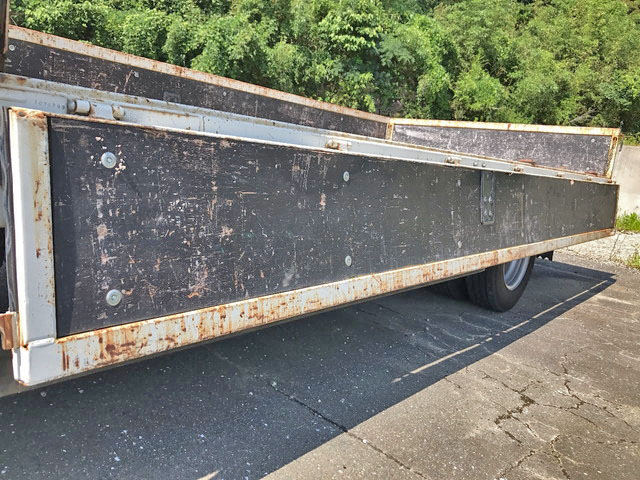 いすゞエルフ平ボディ小型（2t・3t）[写真12]