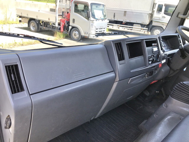 いすゞエルフ平ボディ小型（2t・3t）[写真24]