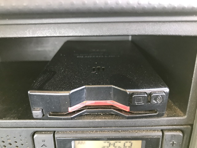 いすゞエルフ平ボディ小型（2t・3t）[写真33]