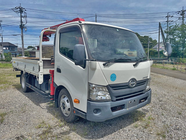 日野デュトロクレーン4段小型（2t・3t）[写真03]