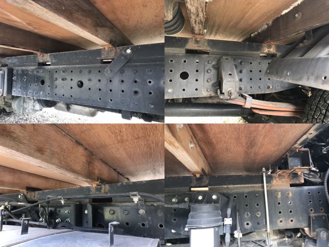 三菱ふそうキャンター平ボディ小型（2t・3t）[写真16]