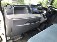 三菱ふそうキャンター平ボディ小型（2t・3t）[写真24]