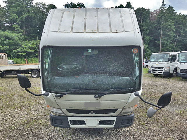 三菱ふそうキャンター平ボディ小型（2t・3t）[写真08]