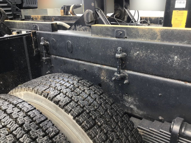 日野プロフィアダンプ大型（10t）[写真16]