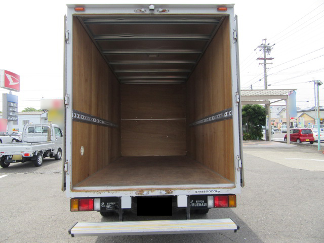 マツダタイタンアルミバン小型（2t・3t）[写真09]