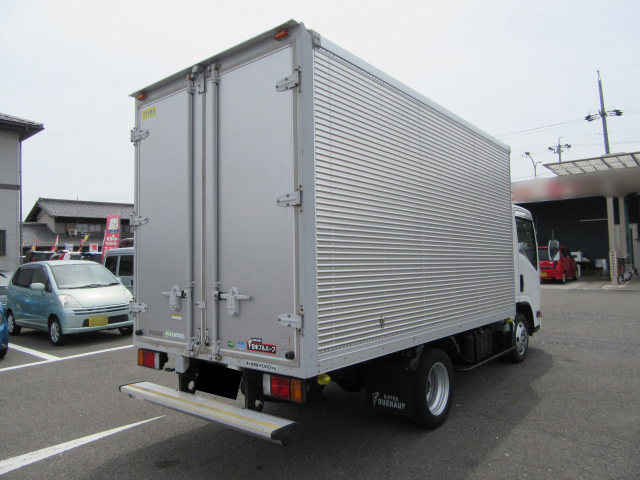 マツダタイタンアルミバン小型（2t・3t）[写真02]