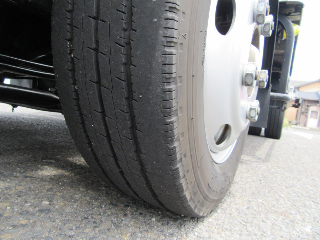 マツダタイタンアルミバン小型（2t・3t）[写真24]