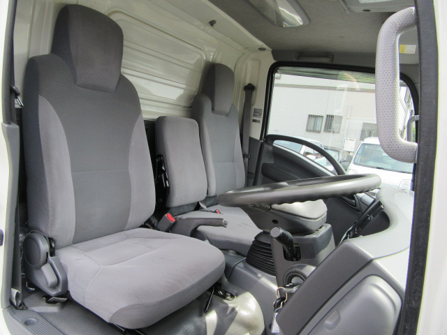 マツダタイタンアルミバン小型（2t・3t）[写真27]