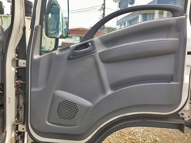 いすゞエルフ平ボディ小型（2t・3t）[写真28]