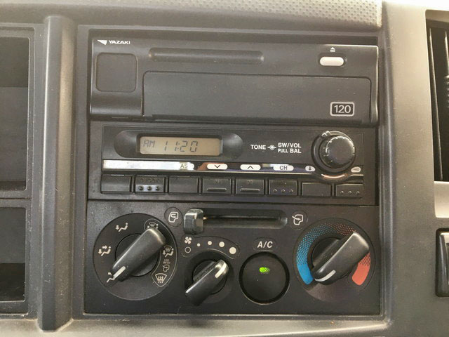 いすゞエルフ平ボディ小型（2t・3t）[写真35]