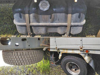 いすゞフォワード平ボディ中型（4t）[写真14]