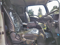 いすゞフォワード平ボディ中型（4t）[写真24]