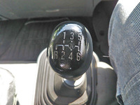 いすゞフォワード平ボディ中型（4t）[写真30]