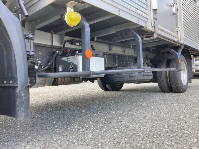 日野デュトロアルミバン小型（2t・3t）[写真21]