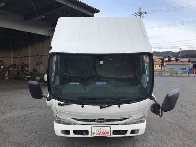 日野デュトロ平ボディ小型（2t・3t）[写真10]