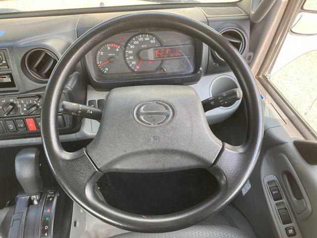 日野デュトロ平ボディ小型（2t・3t）[写真31]