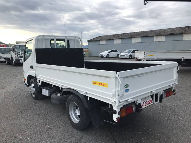 日野デュトロ平ボディ小型（2t・3t）[写真04]